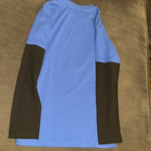 Fortnite & Roblox Long Sleeves Boys t-shirts. Blue is LG (10-12) & White Med. - Picture 4 of 15